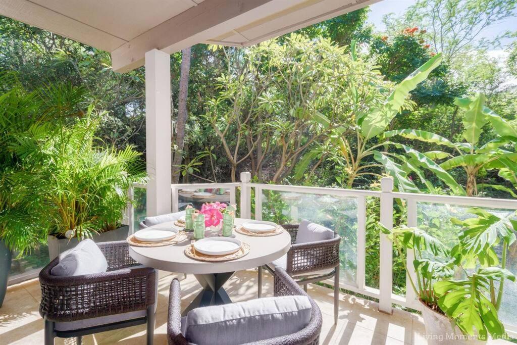 Апартаменты Aloha Moon - A Chic And Dreamy Modern Tropical Hideaway! Уэйлея Экстерьер фото